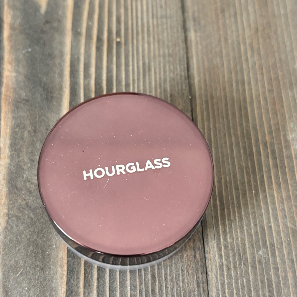 Hourglass Mini Veil™ Translucent Setting Powder